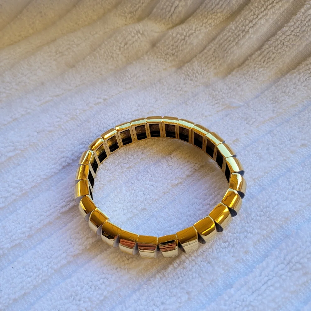 Kate Spade Sliced Scallops Small Stretch Bracelet - NWOT - Picture 2 of 4